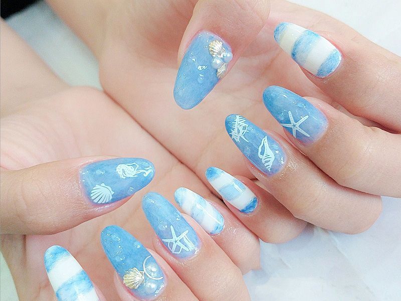 Mẫu nail đi biển